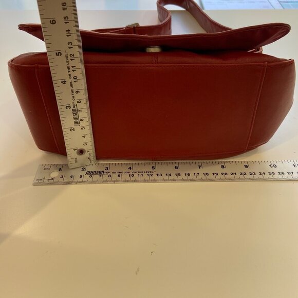 Kenneth Cole Reaction Red vegan Leather Shoulder Bag With Adjustable Strap - Picture 9 of 11